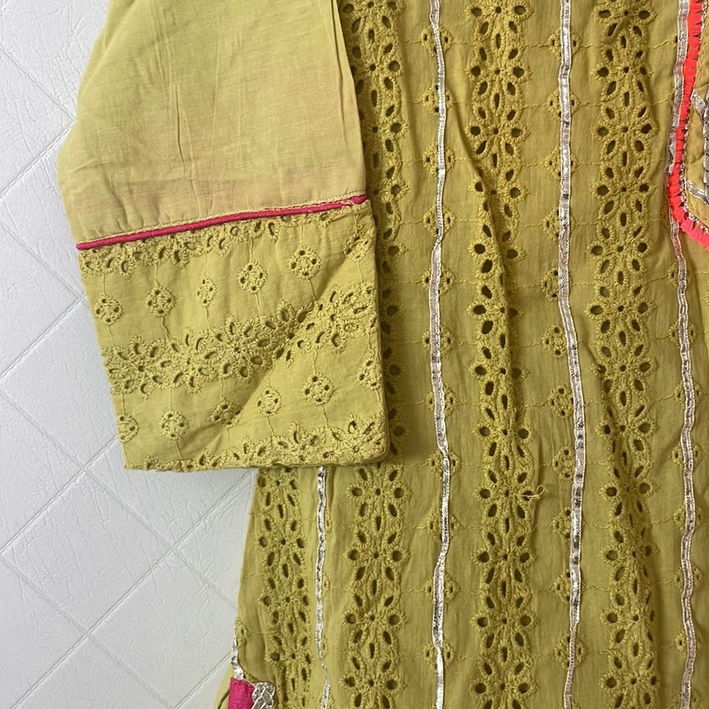 Sharara suit chicken work with gotapati - Picture 5 of 6